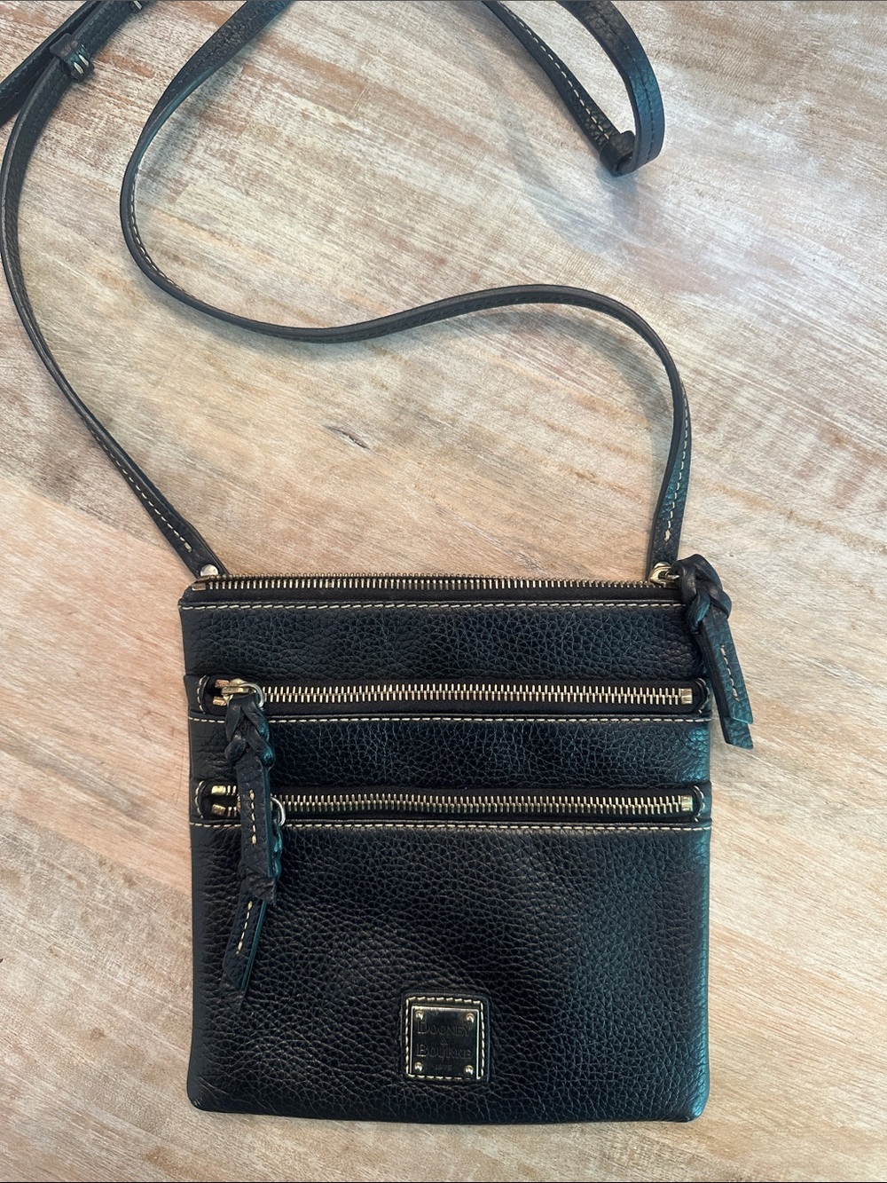 BOONEY & BOURKE Black Crossbody Leather Bag with Triple Zip Pockets
